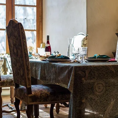 Chateau Des Marcilly Talaru Szálloda 3*